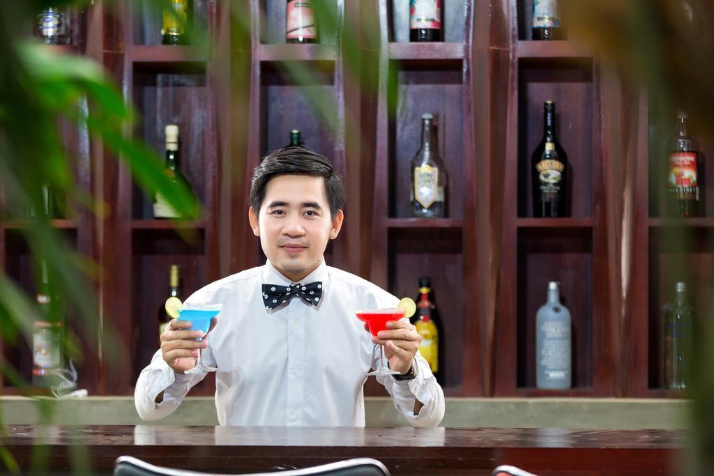 Ly Heng Chhay Hotel Krong Poi Pet Exterior photo
