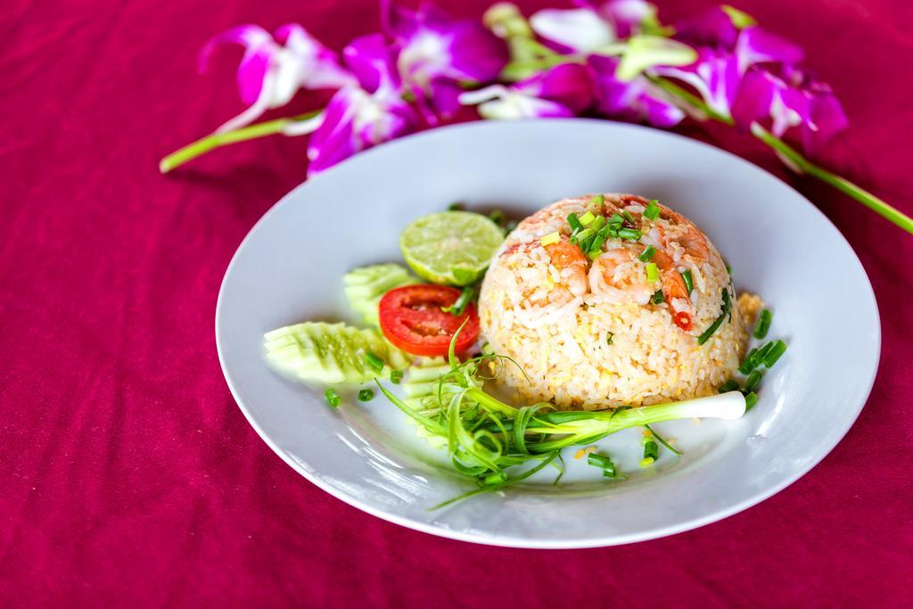 Ly Heng Chhay Hotel Krong Poi Pet Exterior photo